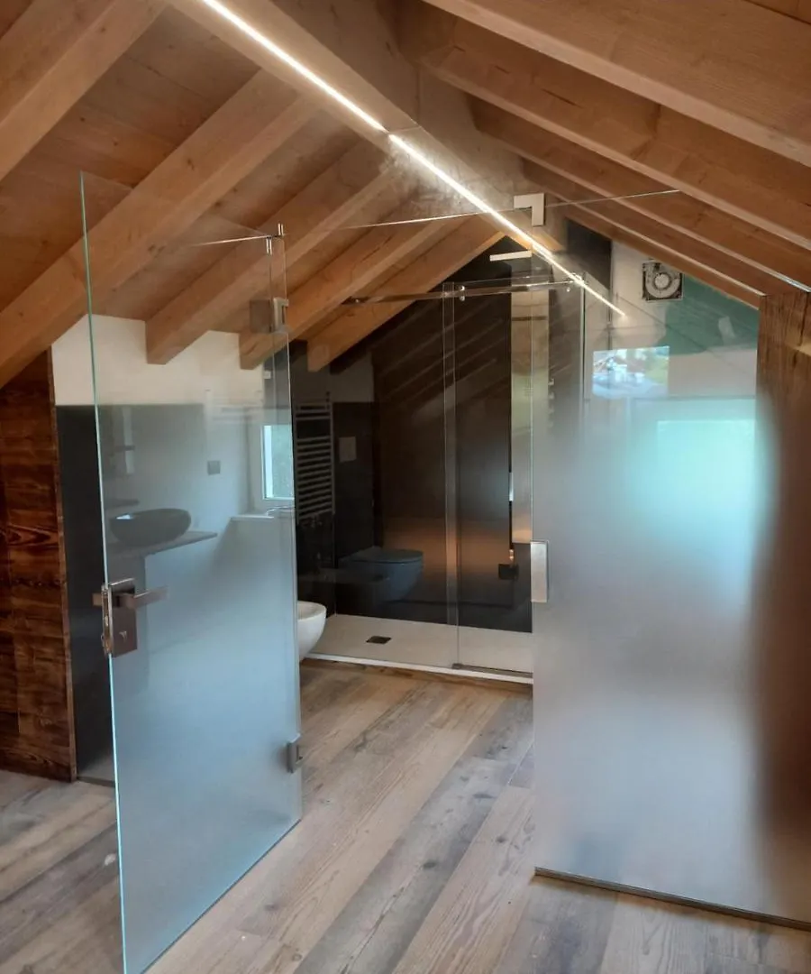 Mansarda Vale E Schena Con Vasca Idromassaggio 4 Posti Letto A Cortina D'Ampezzo Lägenhet San Vito di Cadore 0*,